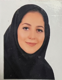 پریا باقری