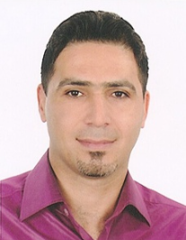 اکبر والیانی کیا