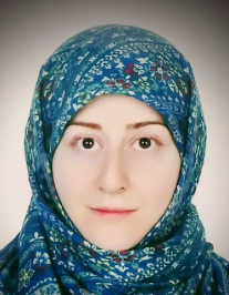 فرخنده سادات یزدانی